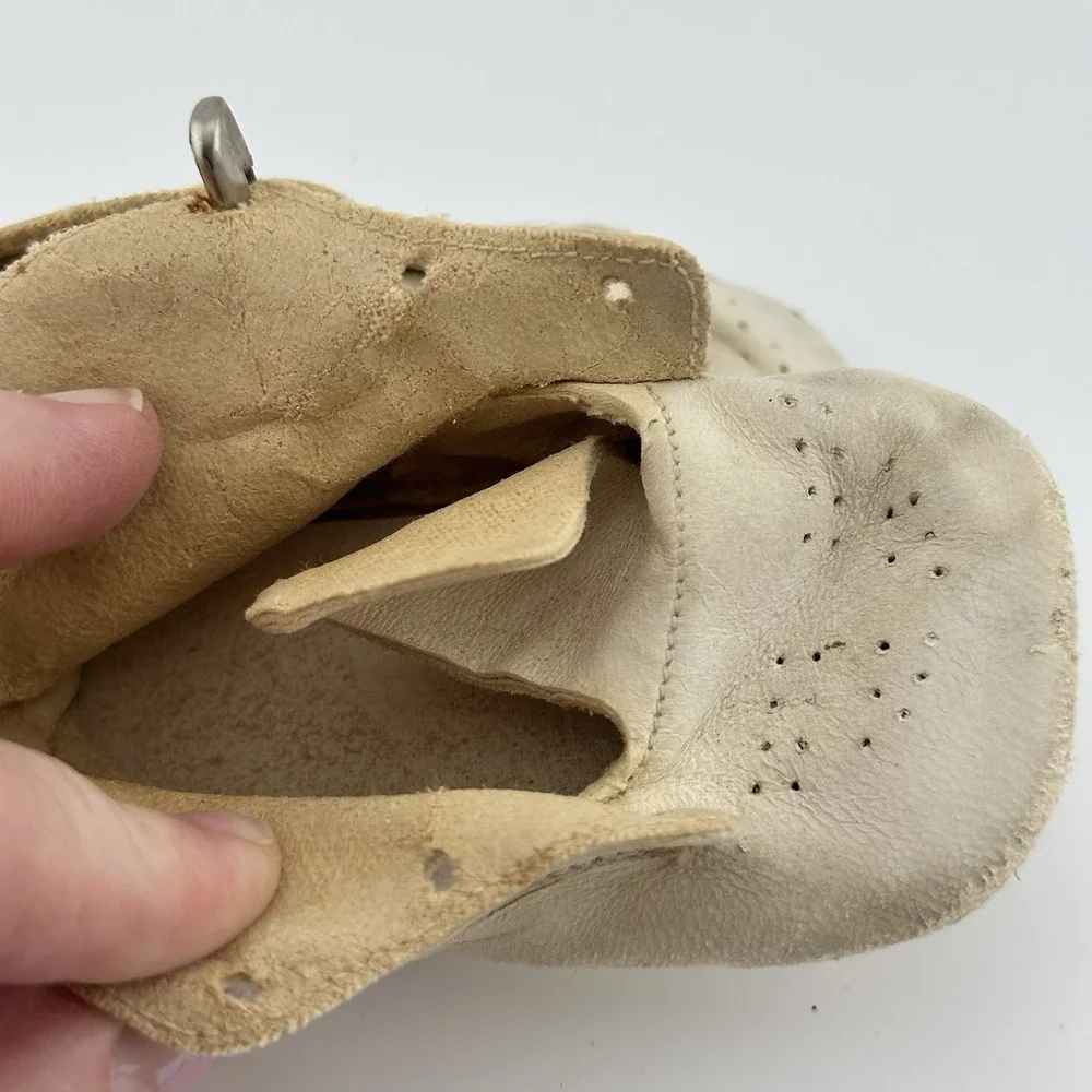 Vtg Baby Shoes Lot White Leather Infant First Walker Shoes 1920s–50s Tiny Titan+